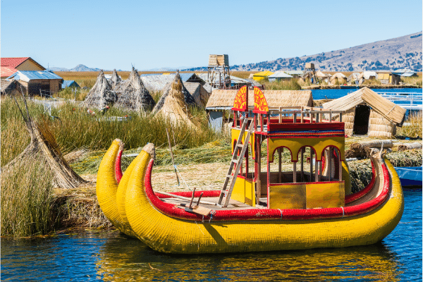 Iles flottantes péruviennes Uros