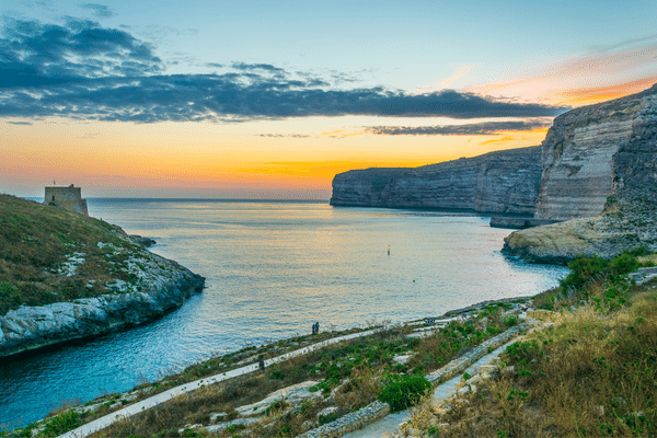 Malte - Xlendi sur l'île de Gozo coucher de soleil