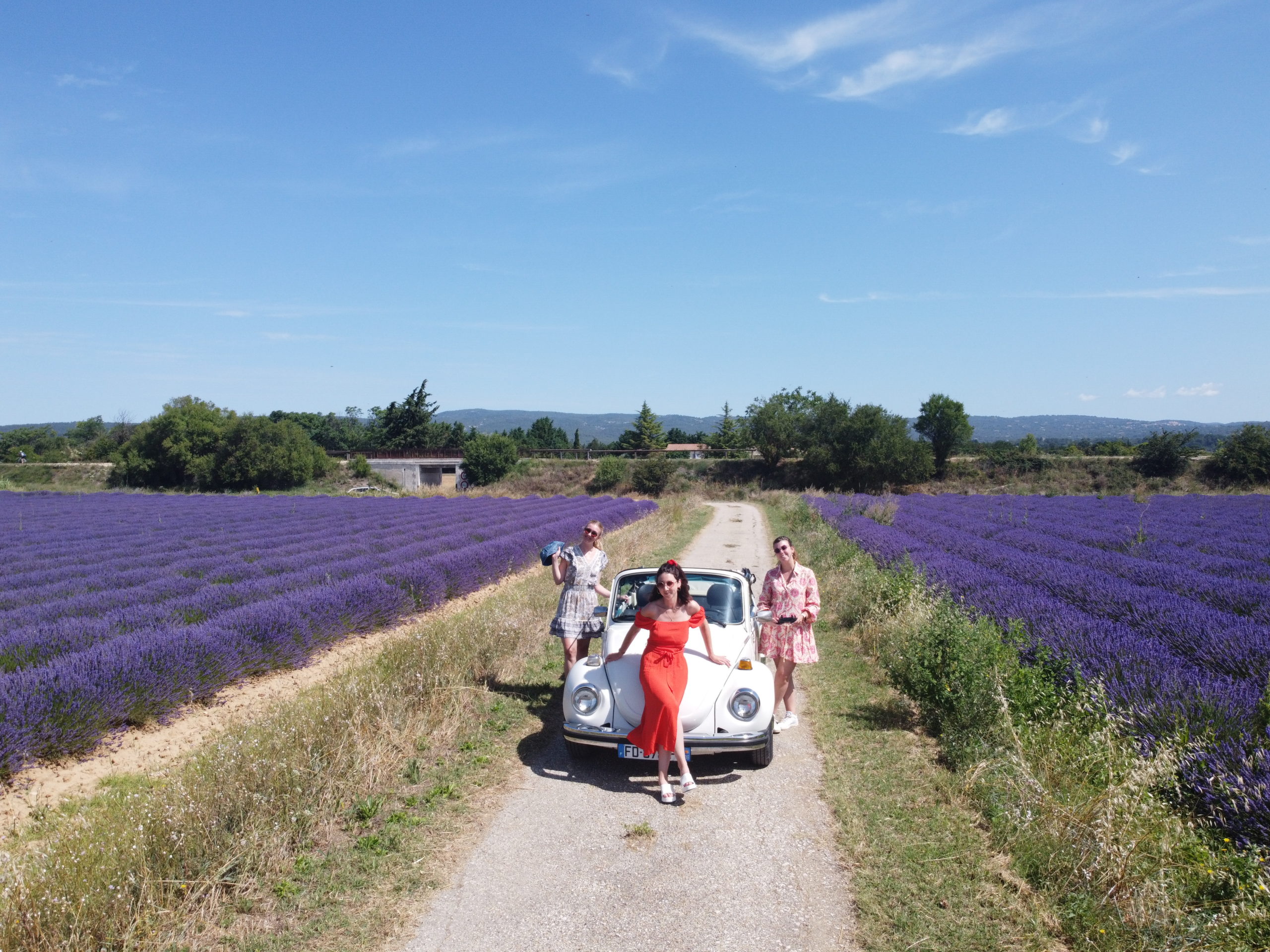 Un road trip en Provence en voiture vintage entre copines