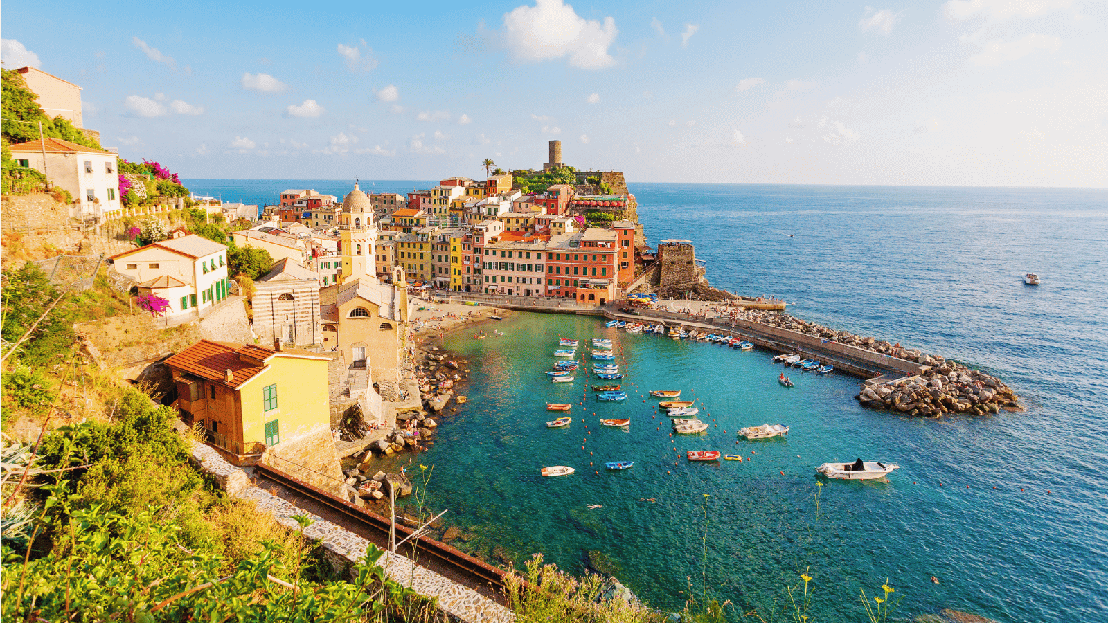 Que faire aux Cinque Terre -village de Vernazza cover